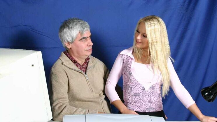 [Oldje] - Vivien Sol's Hot Doggystyle