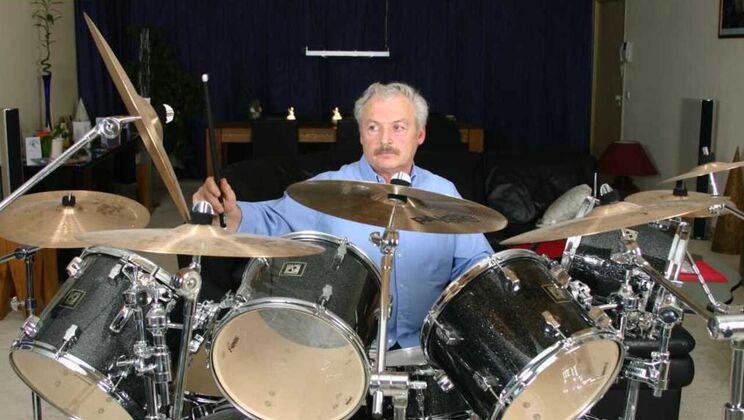 [Oldje] - Ball Licking with Valerie - Valerie - Gustavo