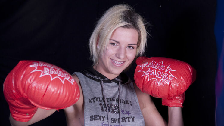 [Oldje] - Cum Swallowing Blonde Fucked Hard - Hugh - Gabrielle Hell