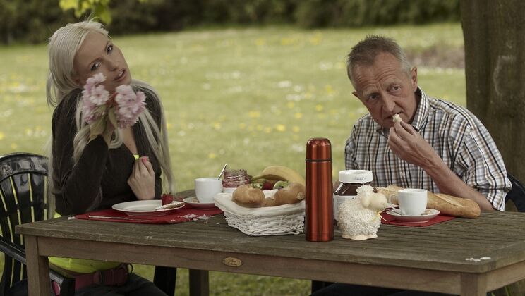 [Oldje] - Doug and AlexisII's Steamy Outdoor Encounter - Doug - AlexisII