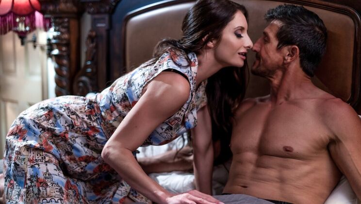 Tattooed Brunette Gets Down with Multiple Partners