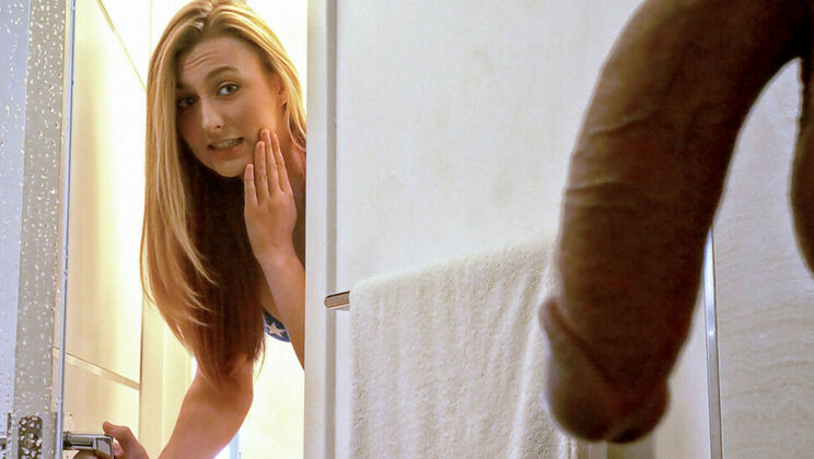 [SpyFam] - Stepsister Fucks Her Brother