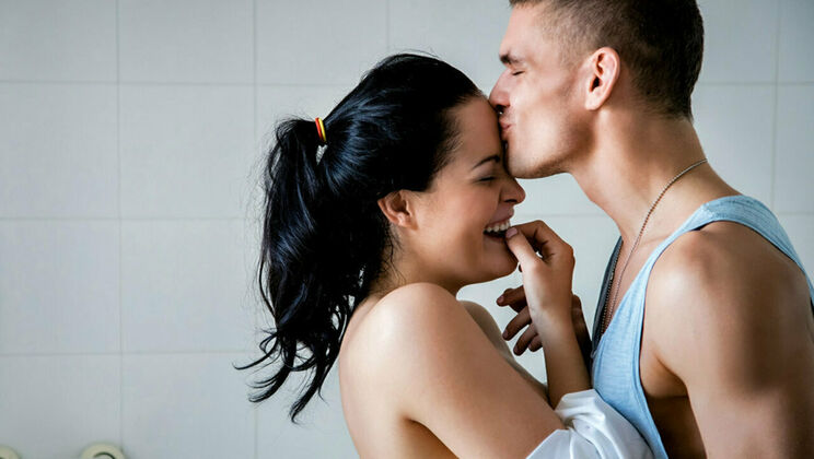 [SexArt] - Pussy Licking and Blowjob with Maxmilian Dior - Dolly Diore - Maxmilian Dior