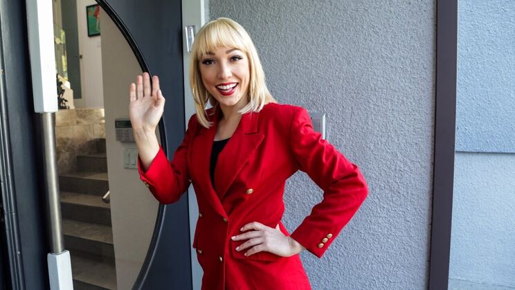 Lily Labeau's Blowjob and Doggystyle Fun