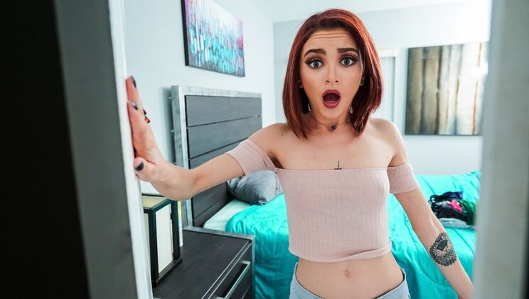 [PropertySex] - Athletic Lola Fae in Action