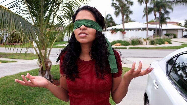 Surprise Blowjob from Hot Latina