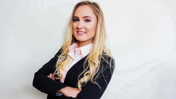 Avalon Heart's Doggystyle and Cowgirl Sex