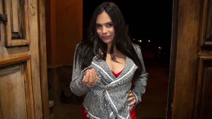 [PropertySex] - Spanking Hot purchase with Violet Starr - Violet Starr