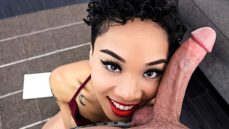 Naughty Girlfriend Honey Gold