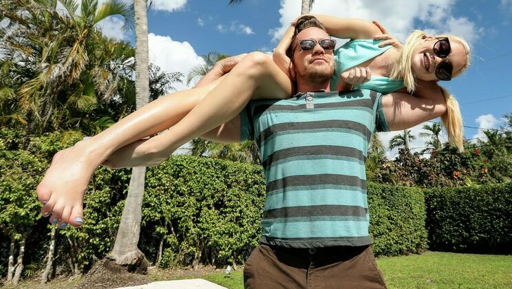 [Don'tBreakMe] - Blonde Babe Gives Great Blowjob to Big Cock - Anastasia Knight - Kyle Mason