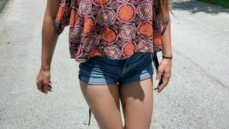 [MOFOSB-Sides] - POV Blowjob from Sofie Reyez