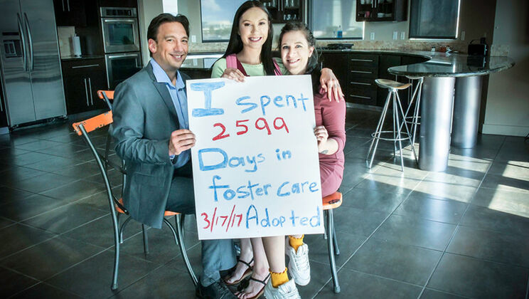 [FosterTapes] - Teen Fucks Brunette Foster Mom - Bobby Beefcakes - Jazmin Luv