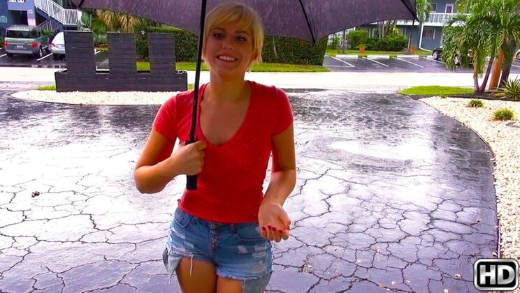 Sabrina Knoxville Gives Blowjob to Tyler Steel