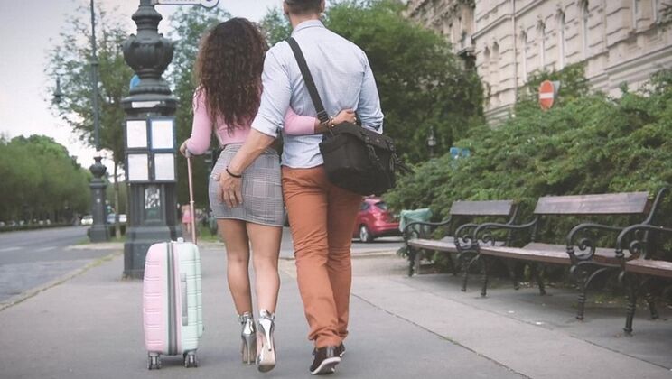 [PornWorld] - Double the Fun for Liv Revamped with Two Huge Dicks - Lutro - Liv Revamped - Mugur