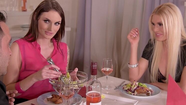 [PornWorld] - French Kiss Turns into Anal Fuck for Kitana & Marie