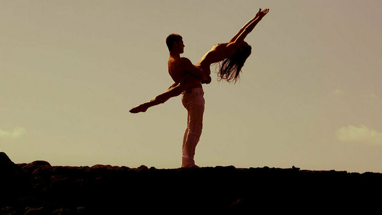 [SexArt] - Trimmed and Titted: Rosaline's Show - Rosaline Rosa - Nick Wolanski