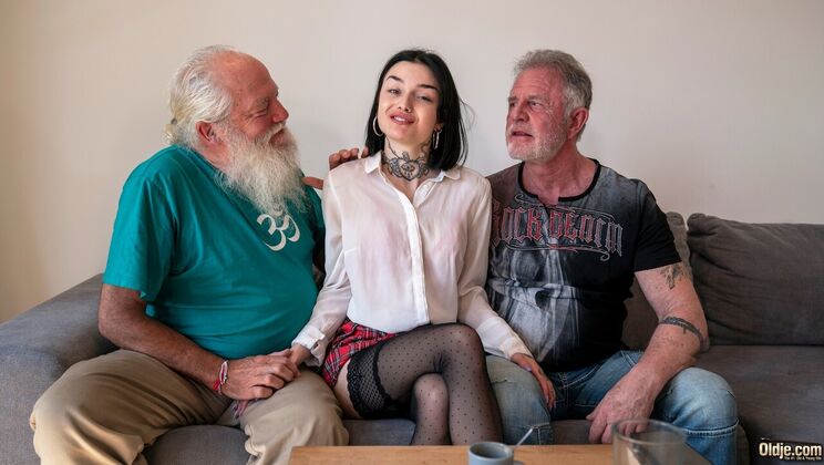 [Oldje] - Sexy Young Maid Licks Ass - Bruno - Chel - Snow DeVille