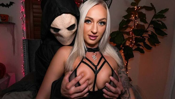 Playtime with Johnny Love and Elana Bunnz