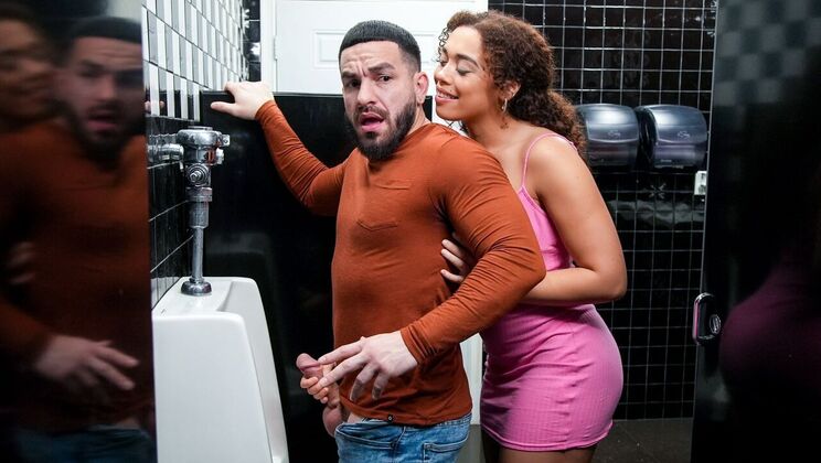 [MyPervyFamily] - Stepbrother's Brunette Pleasure - Peter Green - Willow Ryder