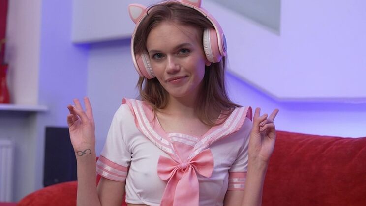 [NRXStudio] - Teen Girl's First Big Cock Experience with Leo - Leo Casanova - Ksu Bobo