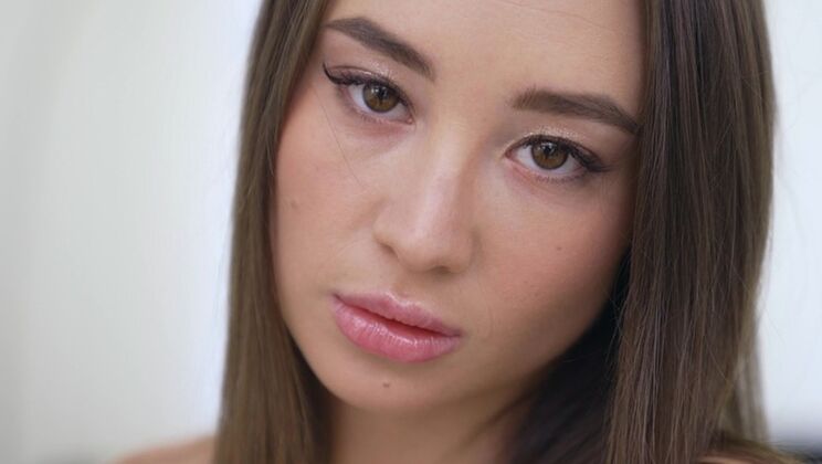 [NRXStudio] - Beautiful Asian Mary's Interracial Encounter with Italian Man - Leo Casanova - Pretty Mary