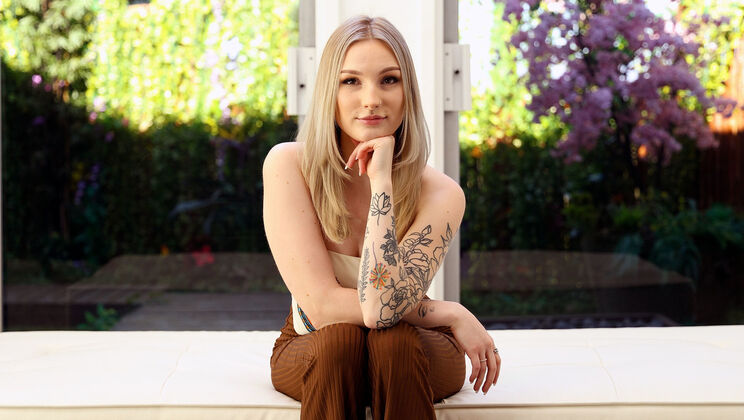 [CastingCouchHD] - Syrah's Casting Couch Experience - Syrah