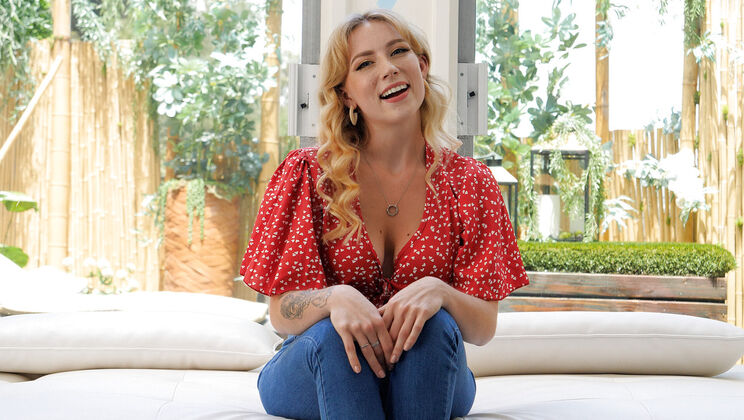 [CastingCouchHD] - Stella's Throat Fucking Audition - Stella