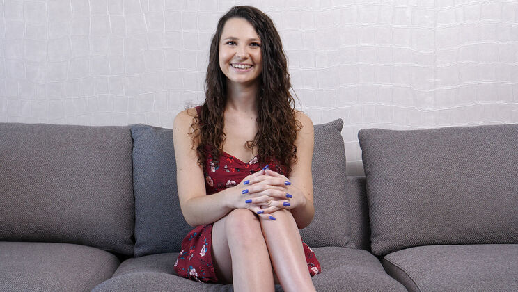 [NetVideoGirls] - Liz's Hot Audition - Liz