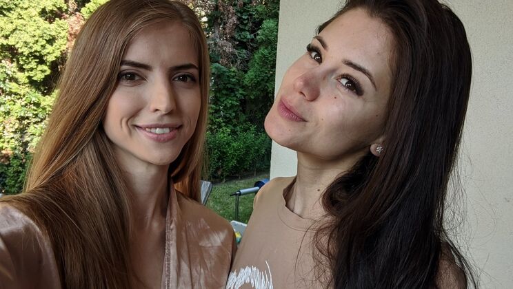 [SuperPrivateX] - Emelie Crystal and LittleCaprice Lesbian Encounter