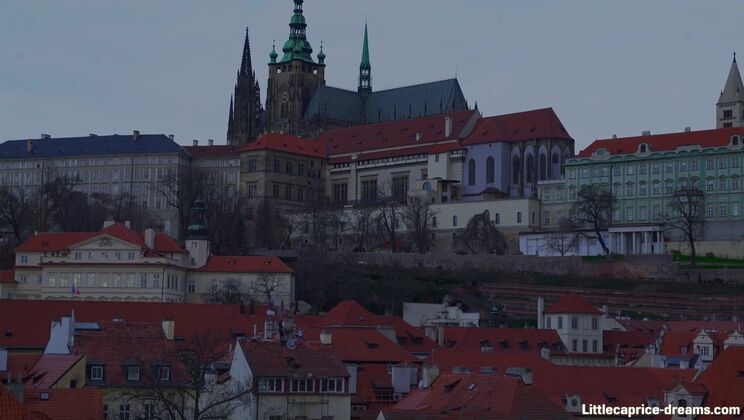 Lesbian Sex Report: Prague 2018