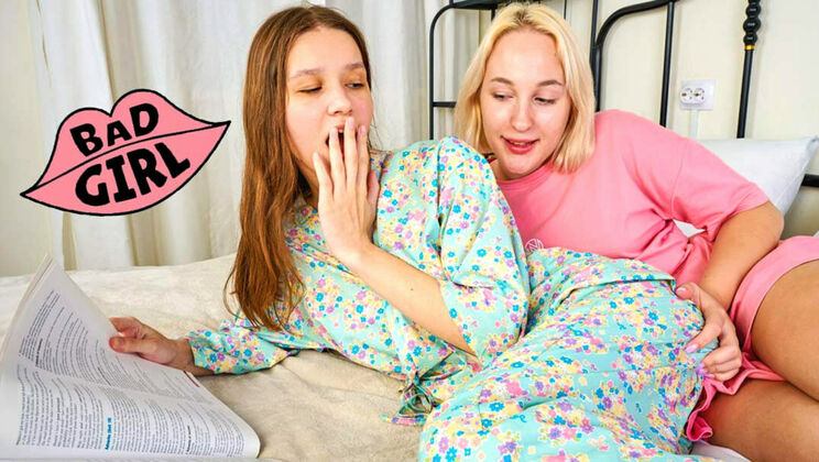 [ClubSweethearts] - Natural Tits Kitty and Avrori Learn to Spell Pussy - Kitty Doll88 - Avrora Murai