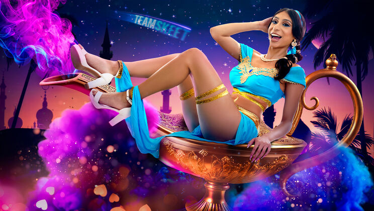 Petite Latina Blows Peter Fitzwell