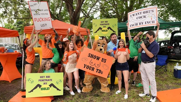 [CrazyCollegeGFs] - Small Tits Sky Wonderland Sucks & Fucks in Schoolgirl Outfit - Oliver Flynn - GI Joey - Katerina Deville - Sky Wonderland