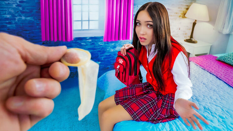 [DadCrush] - Young Mia Gets Creampie From Supportive Stepdad