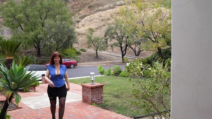 [PornWorld] - MILF Syren De Mer Takes Big Black Cocks Deep - Syren De Mer - Will Pounder - Scotty P