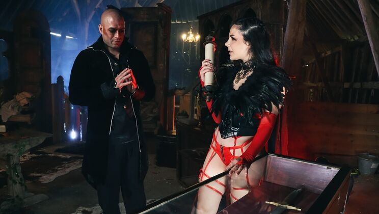 [DigitalPlayground] - Evermore 3: Reverse Cowgirl and Doggystyle with Valentina Nappi - Valentina Nappi - Xander Corvus