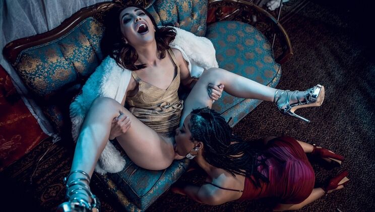 [DigitalPlayground] - Lesbian Scissoring: Jane and Kira's Intimate Moment - Jane Wilde - Kira Noir