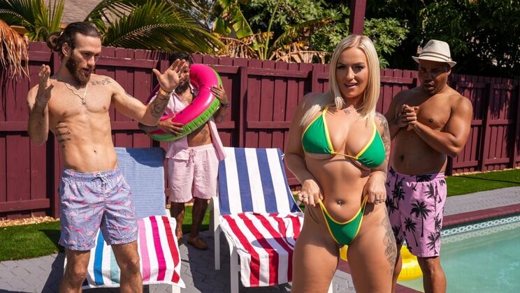 [Dad'sLovePorn] - Voluptuous Blonde Elana Bunnz Fucks Black Stepdad Todd Jones - Elana Bunnz - Todd Jones